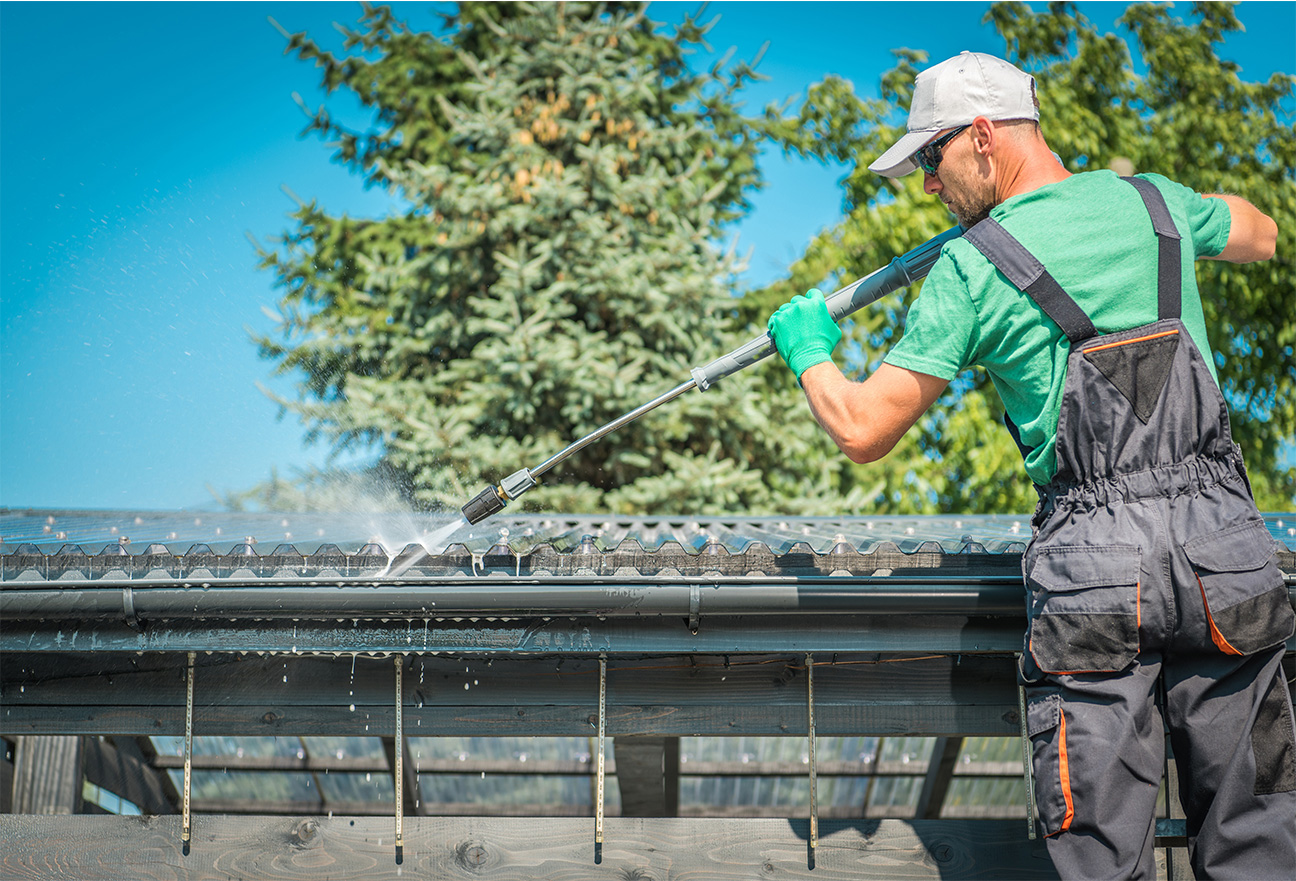 Gutter cleaning Handyman in Frisco TX Frisco TX Gutter cleaning Handyman